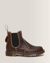 2976 Made in England Wax Commander Chelsea Boots