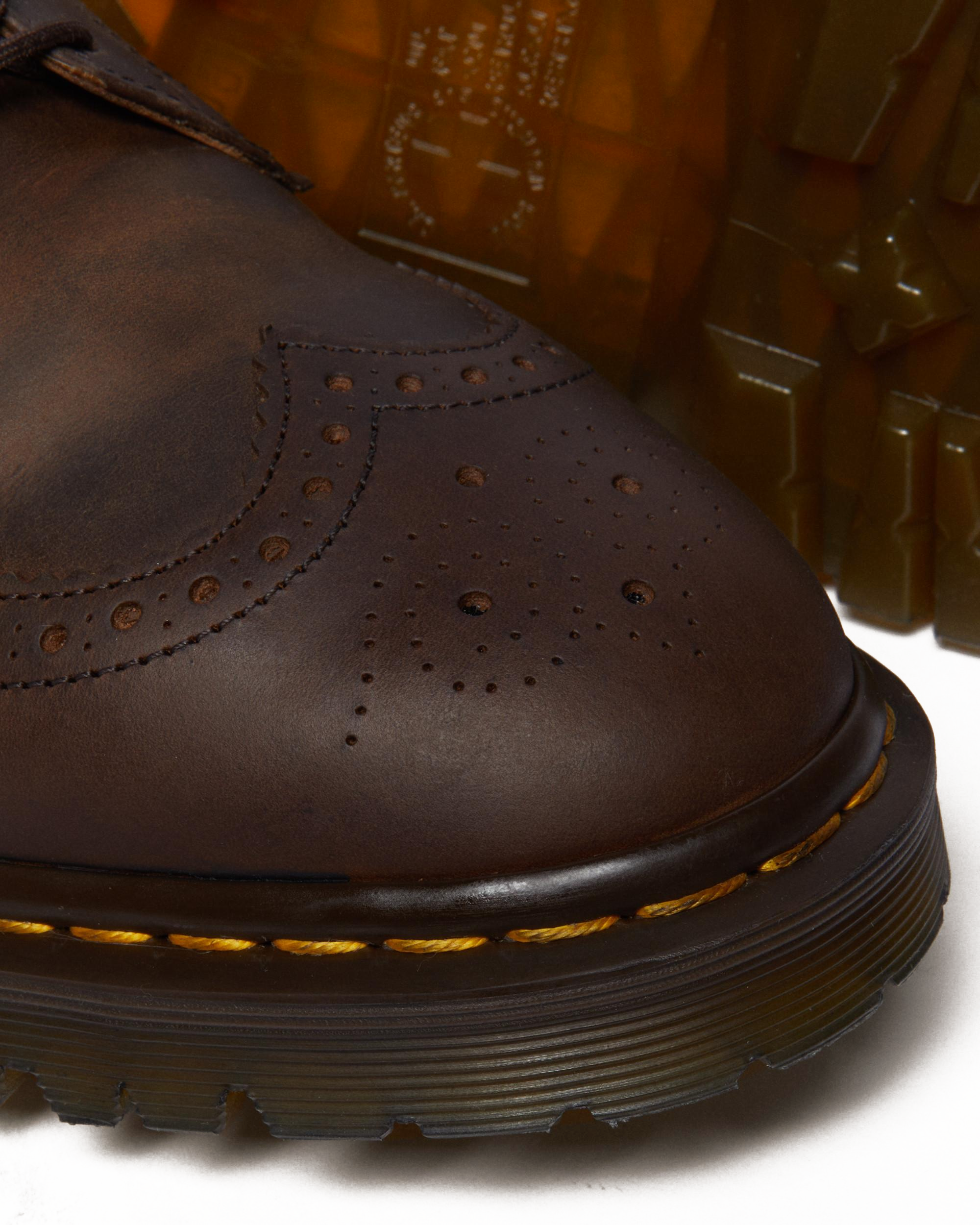 3989 Brogue Crazy Horse Leather Shoes