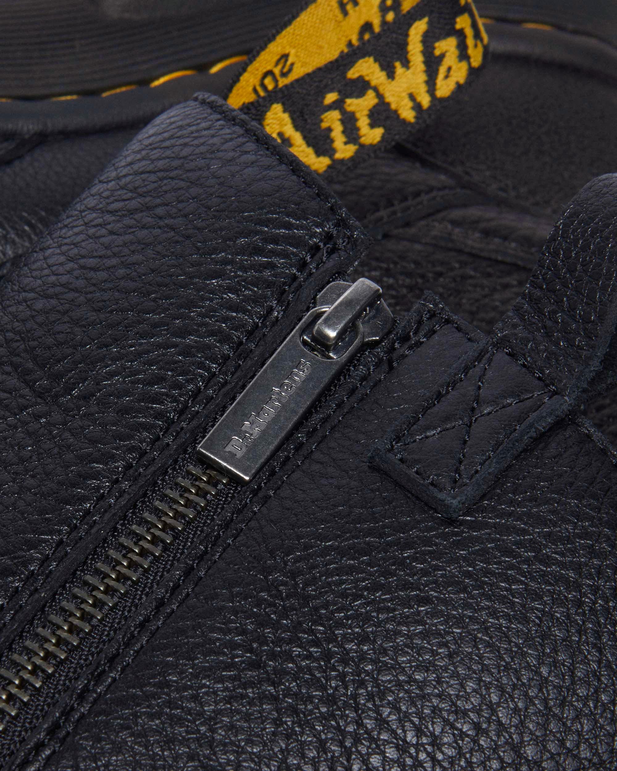 DMXL Rigger leather boots